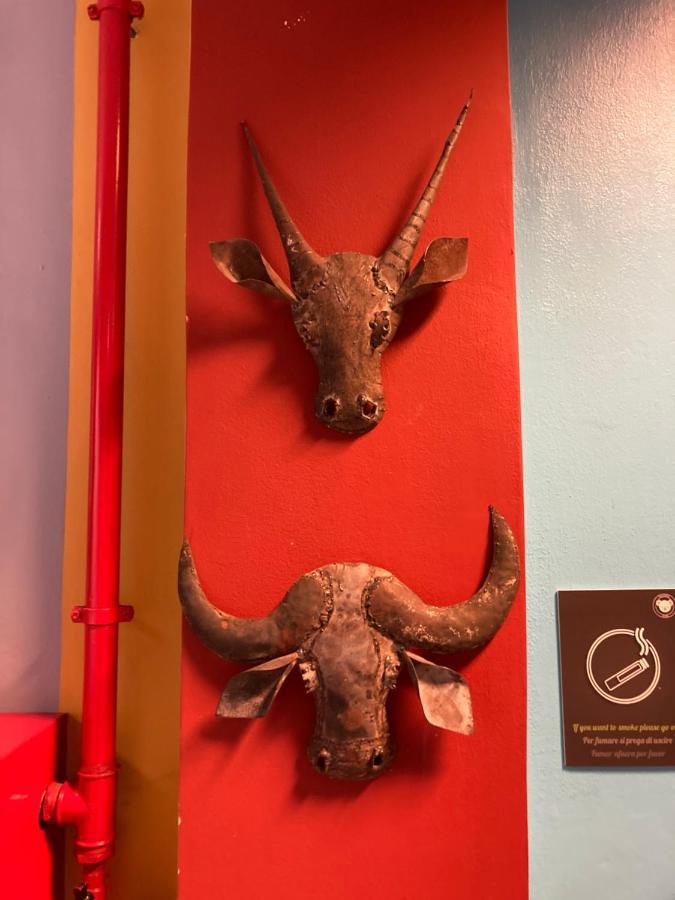 Koala Hostel Милано Екстериор снимка